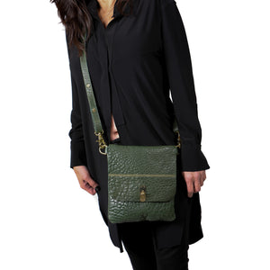 Gia_Crossbody_Emerald_Gold_Hware